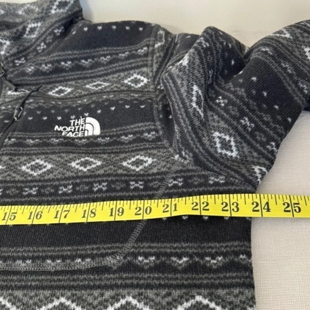 The North Face Tsillan 1/4 Zip Fleece Mens‎ XL Aztec/Nordic Pattern Black/Gray